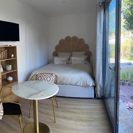 Vakantiehuis La De Coeurs Avec Jacuzzi Gradignan