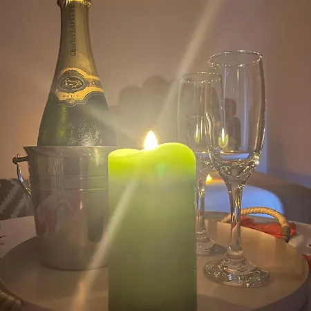 La De Coeurs Avec Jacuzzi *